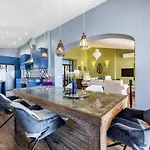 Casa Azul Luz